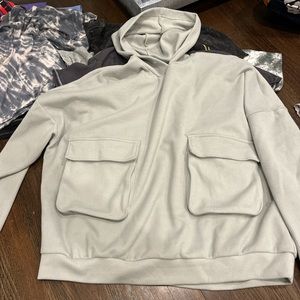 Comfortable detailed Adika hoodie